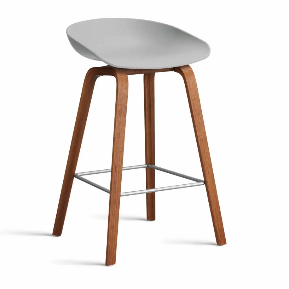 Clearance HAY About a Stool 32 Low barstol valnötsstativ 2.0 Concrete grey-rostfritt stålstöd