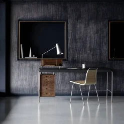 Outlet Carl Hansen & Søn AJ52 Society Table skrivbord Lackad valnöt inkl. belysning 140 cm