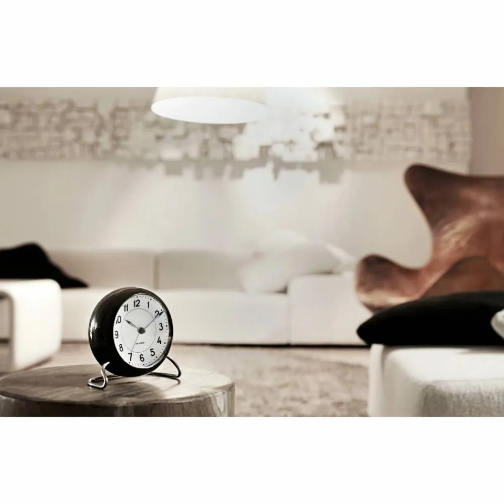 Arne Jacobsen Clocks AJ Station bordsklocka svart
