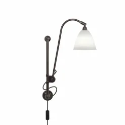 GUBI Bestlite BL5 vägglampa Benporslin-svart
