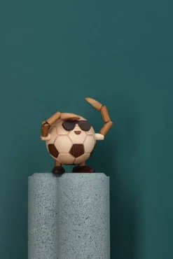 Spring Copenhagen Billy Ball fotboll figur Beige 8x6 5x6 7 cm