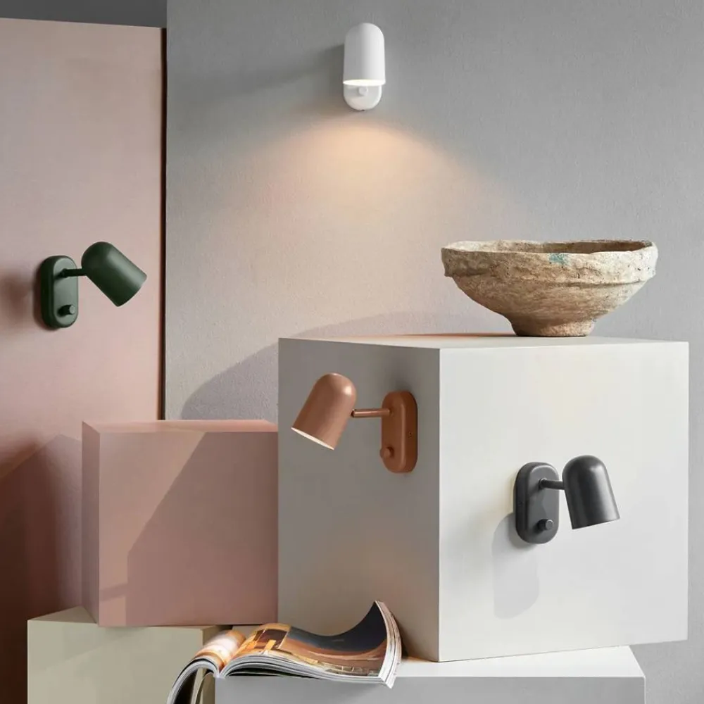 Northern Buddy vägglampa Warm Beige