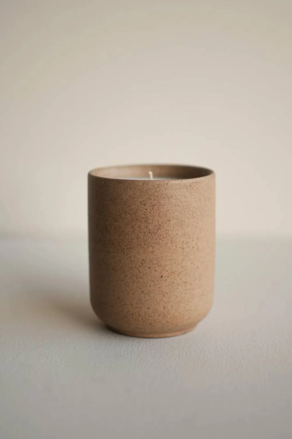 DBKD Burn doftljus 60 h Beige