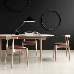Carl Hansen & Søn CH338 matbord utdragbart med plats för 4 ilägg Oljad valnöt