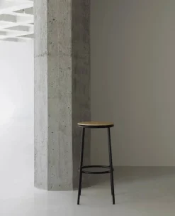 Normann Copenhagen Circa barstol 75 cm Ek