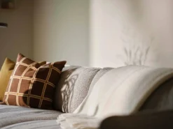 Swedese Continental soffa Sealife Light beige/white-kromat stål