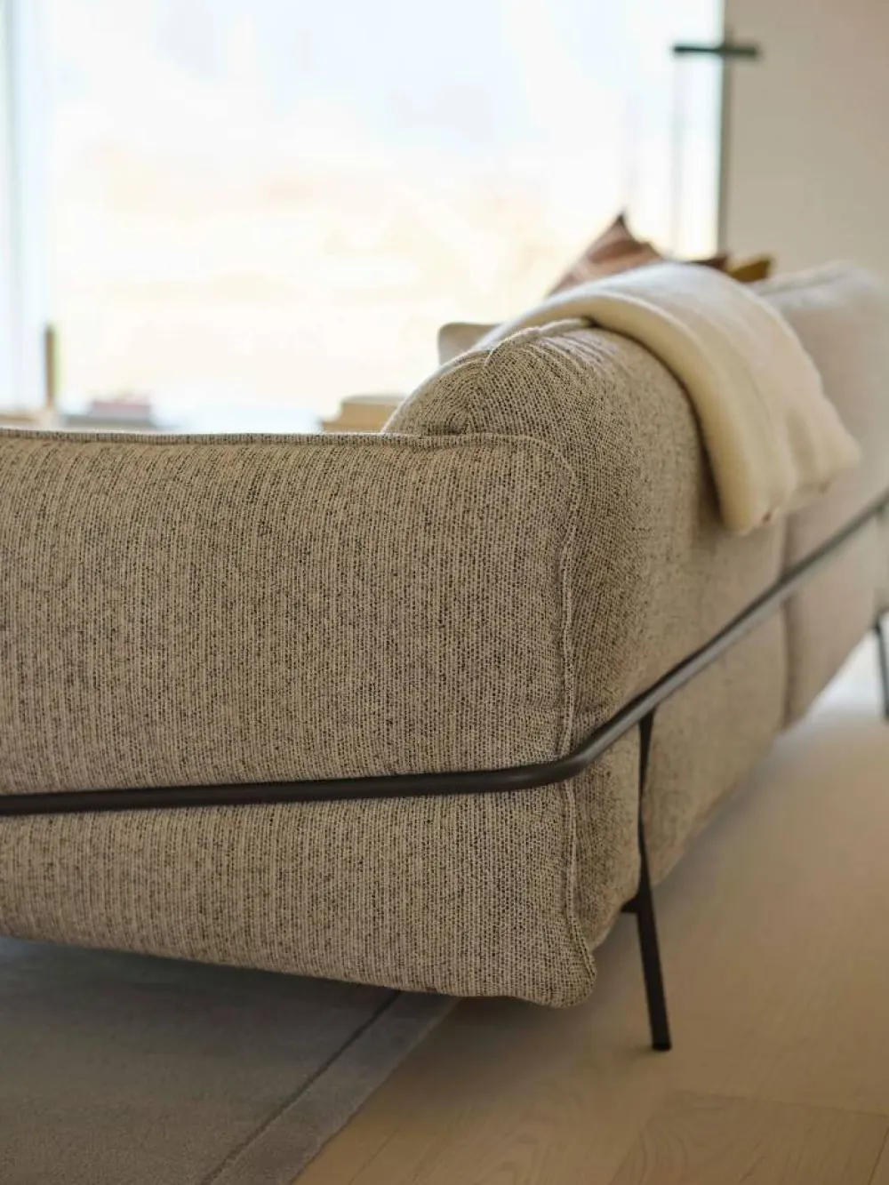 New Swedese Continental soffa Wave Sand-orkangrå