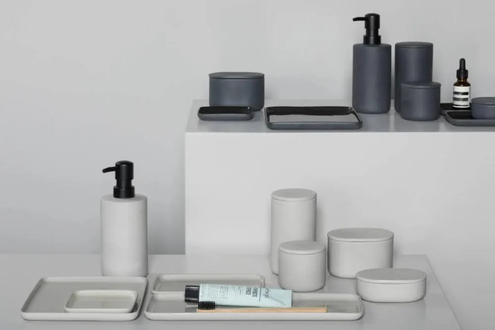 Serax Cose bricka fyrkantig 9 8x9 8 cm Dark grey