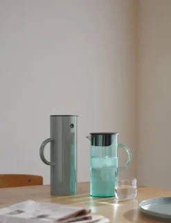 Stelton EM bricka Ø40 cm Dusty green