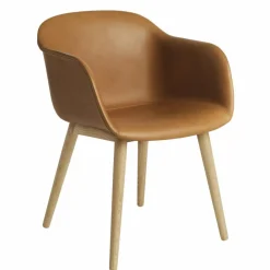 Muuto Fiber Armchair med träben Refine leather cognac-Oak