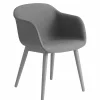 Hot Muuto Fiber Armchair med träben Remix 133
