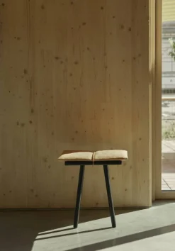 Discount Fritz Hansen Georg läderdyna med rem till pall/barstol Beige-brun