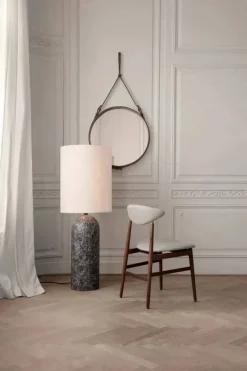 GUBI Gravity XL golvlampa vit marmor/vit high