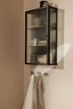 Online Ferm Living Haze väggskåp Svart