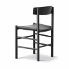 Fredericia Furniture J39 stol Svartlackerad bok-läder Omni 301 svart