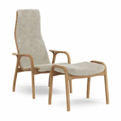 Barn Swedese Lamino fåtölj och fotpall oljad ek/fårskinn Moonlight (beige)