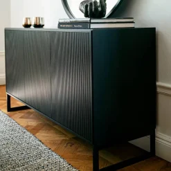 Englesson Line skänk walnut/white 4dörrar+1+1hyllor kromben