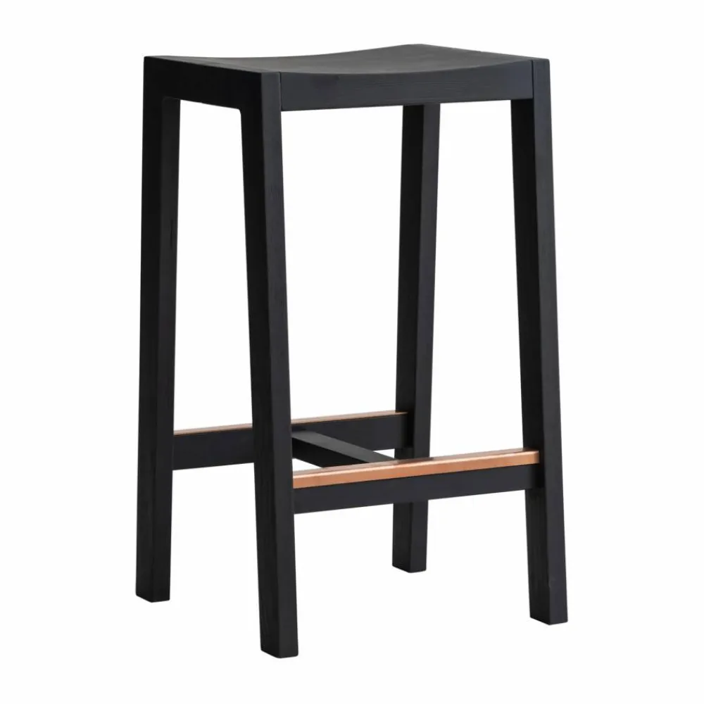 Vaarnii 016 Maasto Bar Stool barpall Svartbetsad furu 65 cm