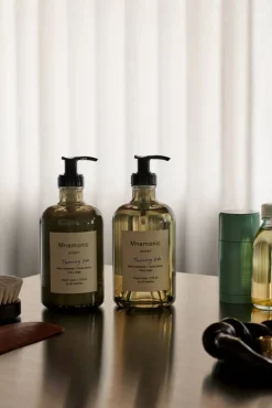 Sale &Tradition Mnemonic MNC2 handlotion 375 ml Turning tide