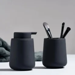 Zone Denmark Nova One tandborsthållare matcha green