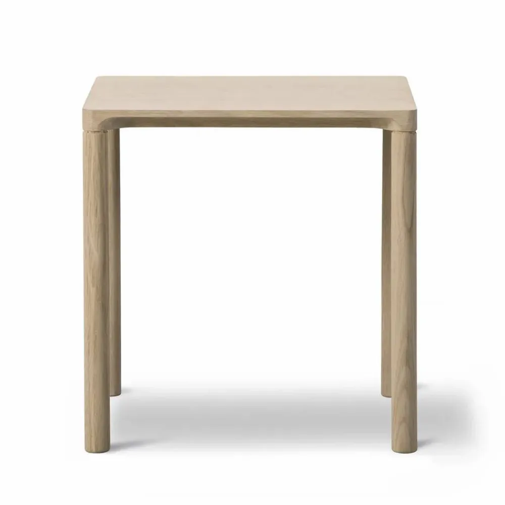 Fredericia Furniture Piloti 6705 sidobord Såpad ek-höjd 41 cm