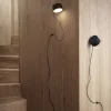 Muuto Post vägglampa Svart