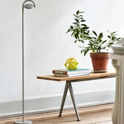 Sale HAY Pyramid bänk Oak matt lacqured-190cm-svart stålstativ