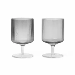 Ferm Living Ripple vinglas 2-pack Smoked grey