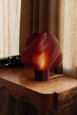 Barn Crème Atelier Soft Serve bordslampa Cherry Grande 34 cm