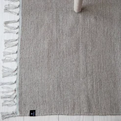 Himla Särö matta concrete (beige) 80x230 cm
