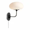 GUBI Stemlite vägglampa Black chrome-opalglas