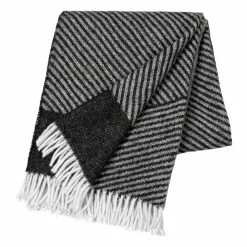 NJRD Stripes ullpläd 130x185 cm Svart