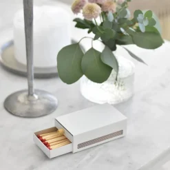 Solstickan Design Three Stars tändsticksfodral stor Vit