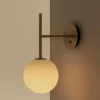 Audo Copenhagen TR Bulb Suspended vägglampa Brushed brass
