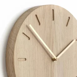 Clearance Applicata Watch:Out väggklocka ek ek-mässing
